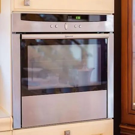 Вилла ολοκληρη βιλα Xrisafis