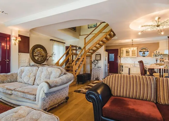 ολοκληρη βιλα Xrisafis *