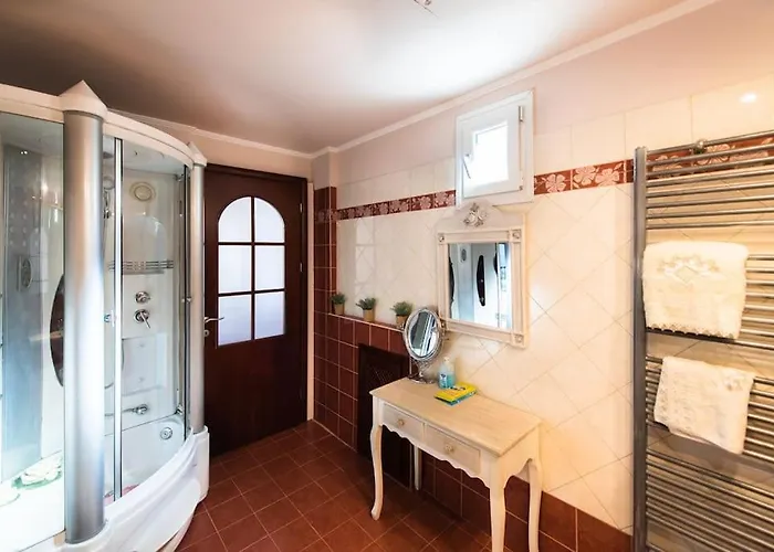 别墅 ολοκληρη βιλα Xrisafis *