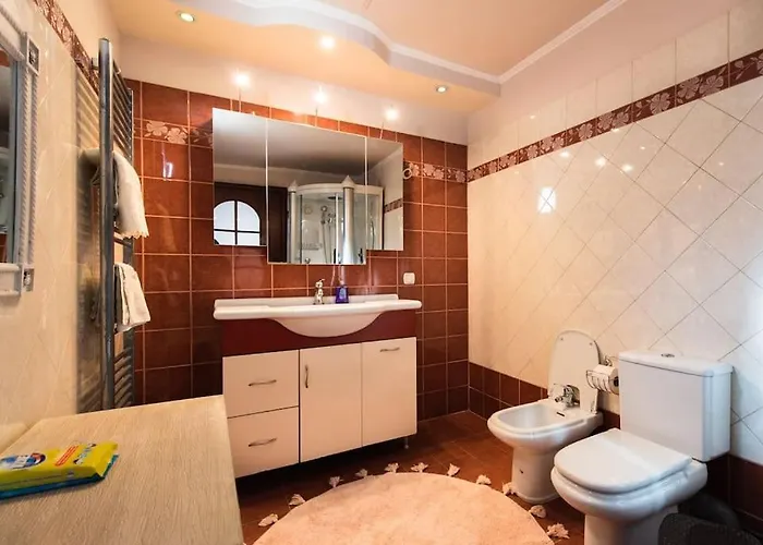 ολοκληρη βιλα Xrisafis 别墅 *